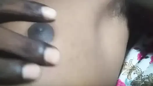 Cd desi ladyboy ki lund Raat Mein Mutthi mare