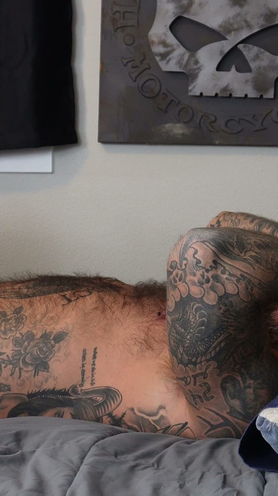 Bareback convict fuck with locked thug 2