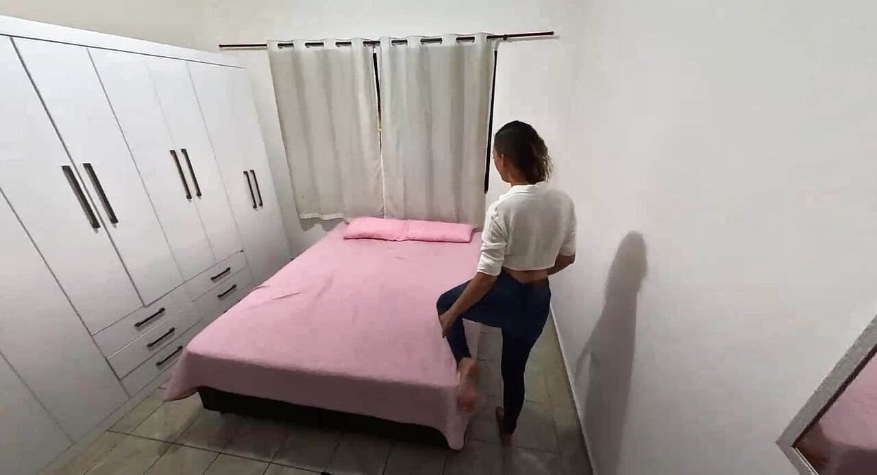 POV - 애널 플러그로 자위, 애인을 위한 신음과 오르가즘