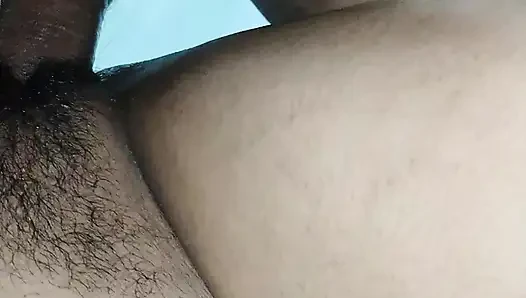 Malam pertama dengan wanita cantik yang penuh gairah malam pertama