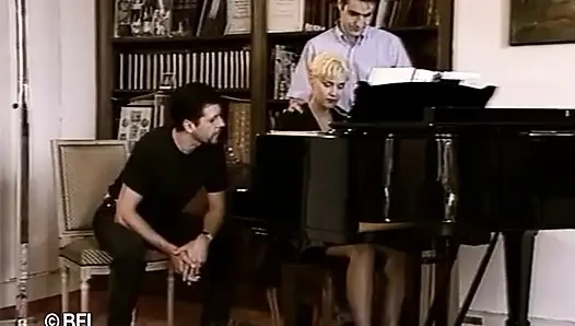 Xkiss - Russian connection, part 1