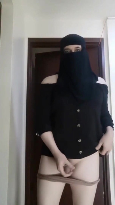 Arab Muslim Shemale | Clip 3