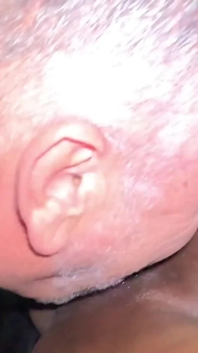 Cheating MILF Calls Her Lover to Come Eat Her Pussy