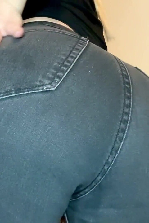 PAWG Filthy Farts