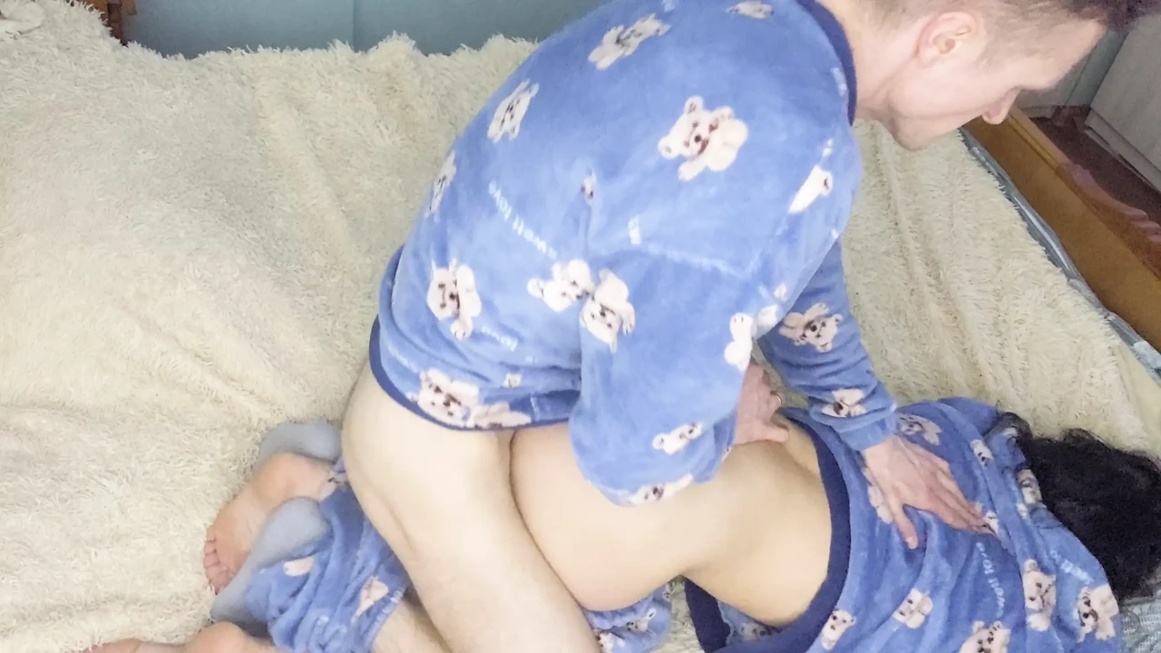 Quick Hard Doggystyle Creampie