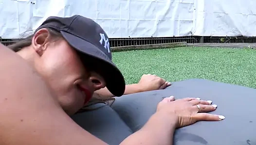 Big ass MILF enjoying outdoor anal fuck