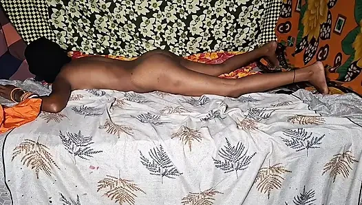 Xxx Desi Hintli kadınlar sert yeni pozisyon tarzı seks videosu gerçek Desi