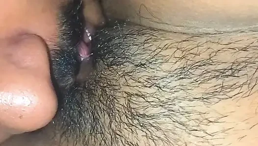 Jilat memek becek & ngentot gaya doggy