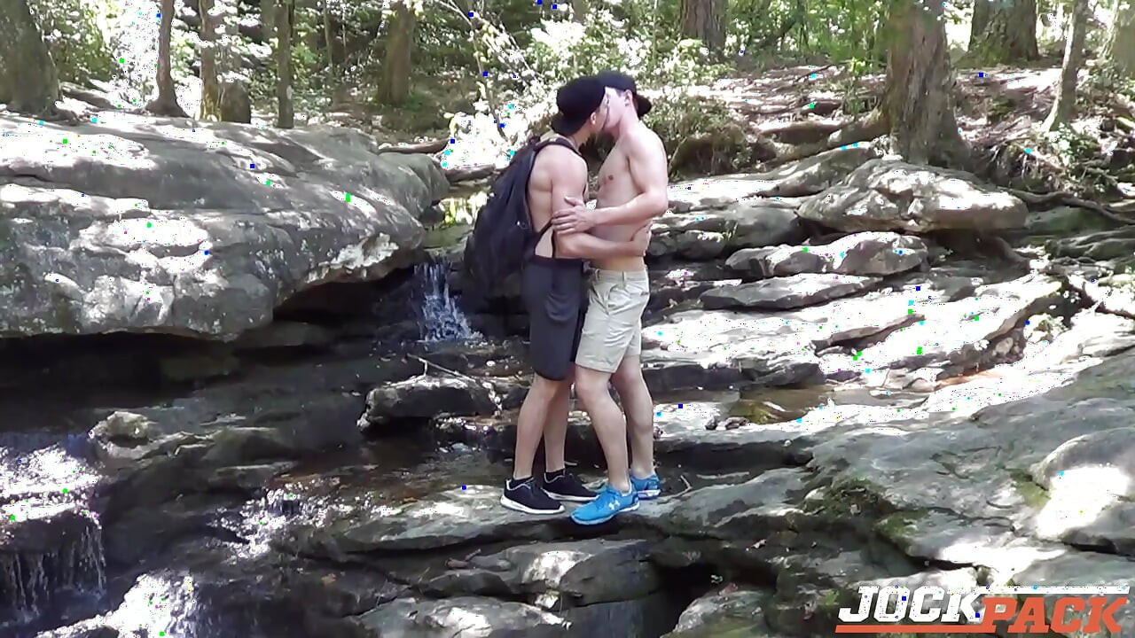JockBreeders - JJ Knight и Jack Hunter занимаются горячим липким сексом на улице