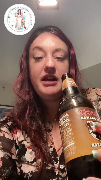 Forførende BBW Rootbeer Chug & Burps af Bella Blast