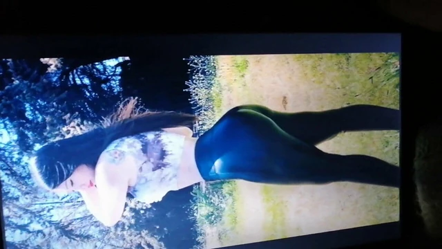 Cum tribute to hottest instagram girl XIMABUR. Look that ass