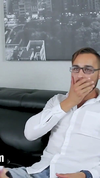 Total Nerd Prefers Video Games Instead Of Watching His Step-Sister Hot Naked Body - SisLovesMe | Clip 1