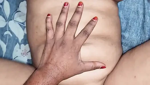Persetubuh memek krim yang keras. Gadis-gadis hot Bangladesh
