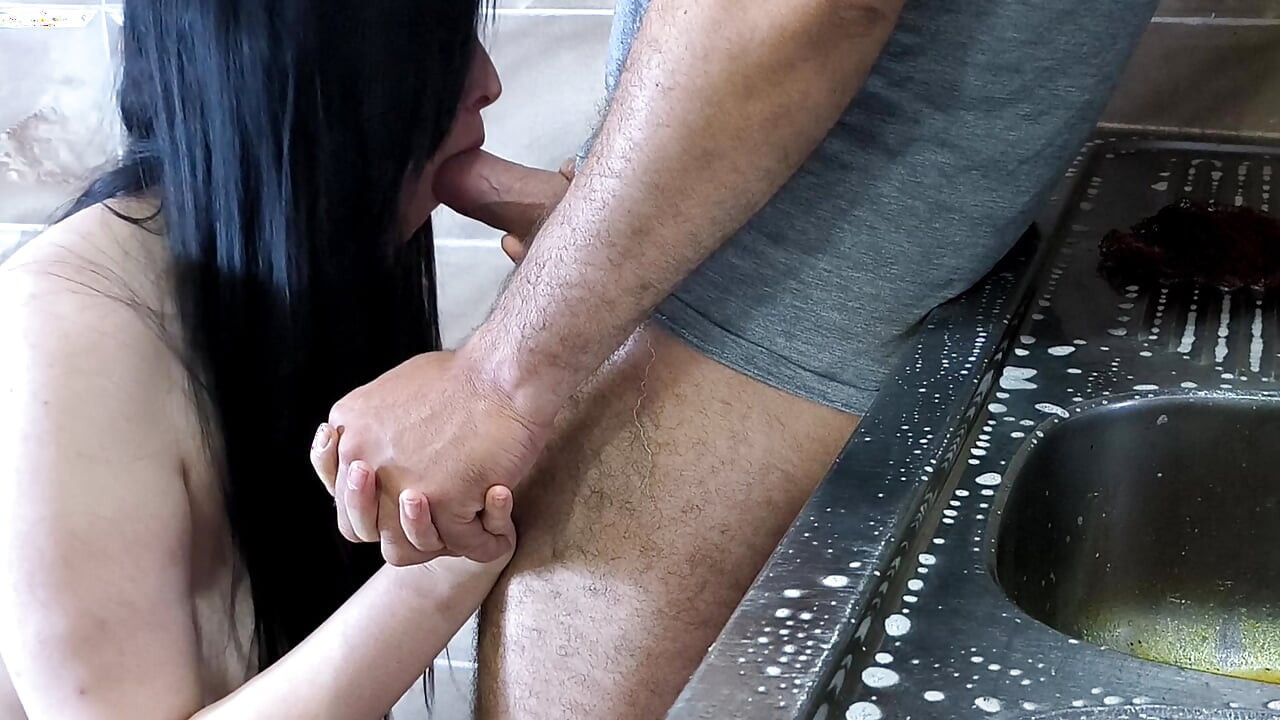 Saudi Man Fucks Arab Maid in Kitchen