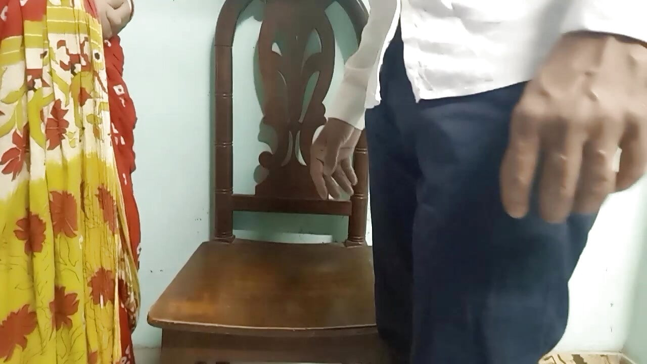 Bengalce ses ile arkadaşının karısı ile hızlı seks