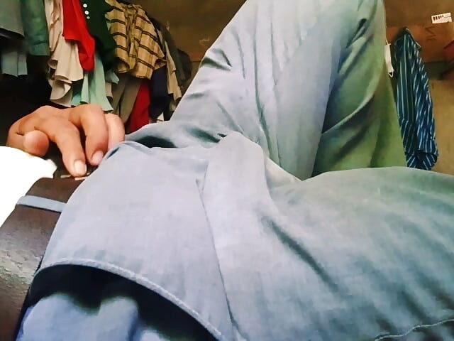 Asian Desi old man mastrubation big size