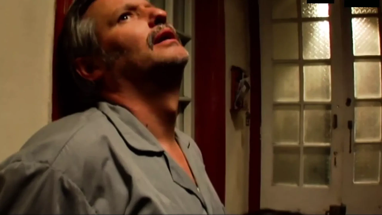 爸爸叫醒我做爱