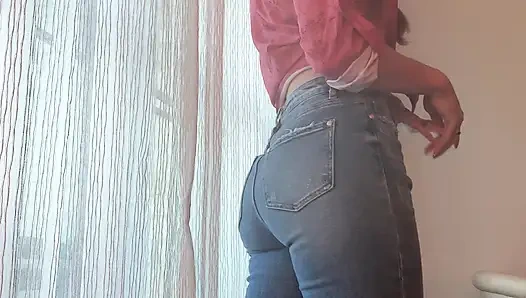 Sexy Cowgirl Gives You a JOI