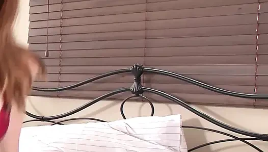 Meine stieffamilie ist dreckig! Schmutzige geile rothaarige teen-stiefschwester gefickt!