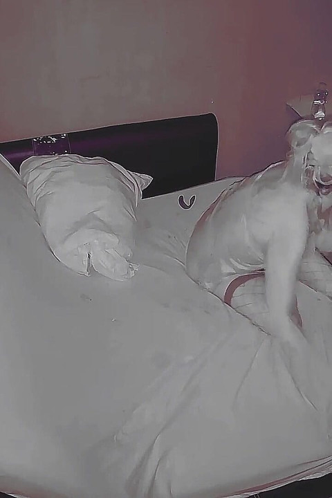 Cheating Wife Inseminated by Young Neighbor Late at Night