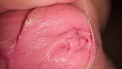 Quente close-up de masturbação na buceta, verdadeiro orgasmo adolescente
