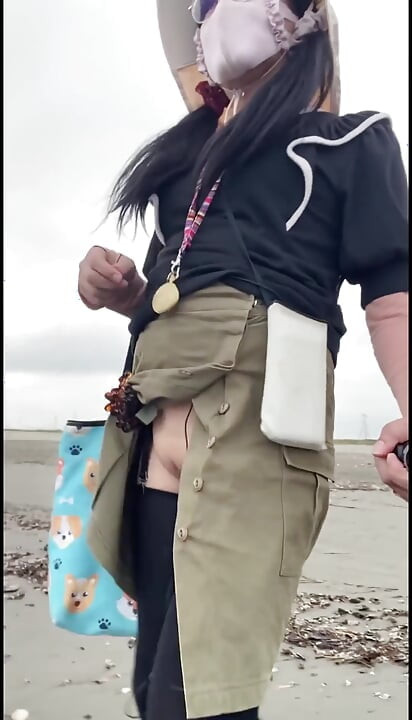 第270號 在海邊暴露自己