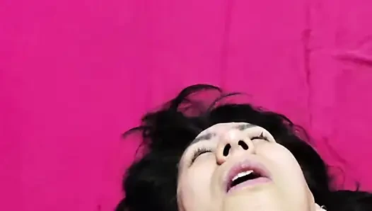 Aku baru tahu ada orang lain dicrot di muka sama istriku