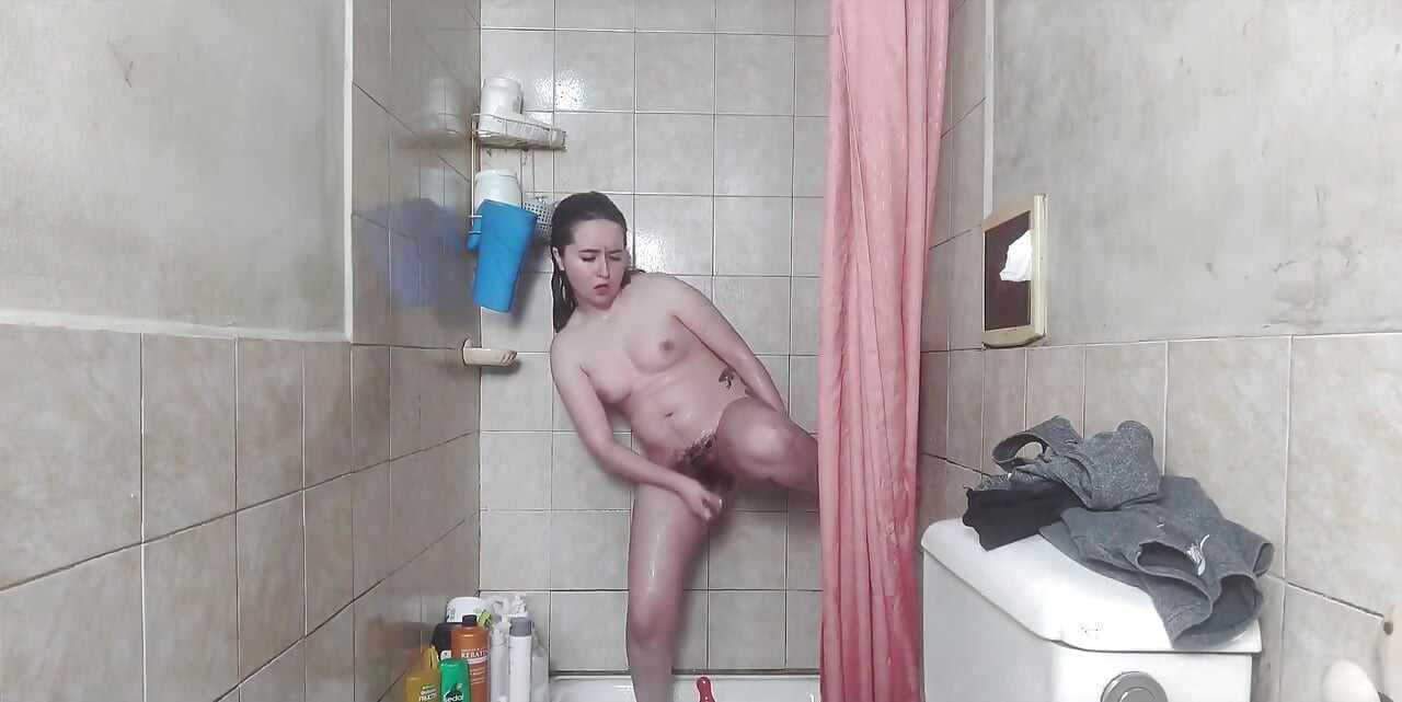 I Love Showers with Lots of Bubbles