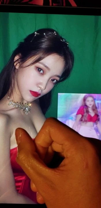 Yeri Red Velvet Cum Tribute (Cum On Tits)