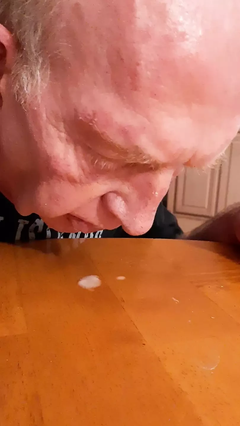 Licking up my cum so good