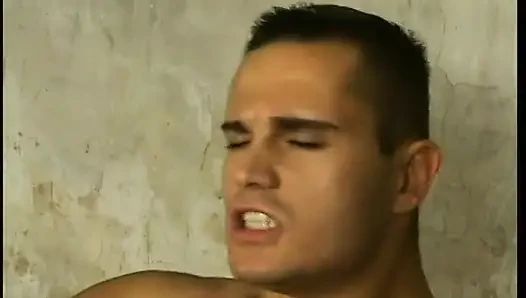 Yumuşak doğal kürk - morbido pelo naturale (tam porno film)