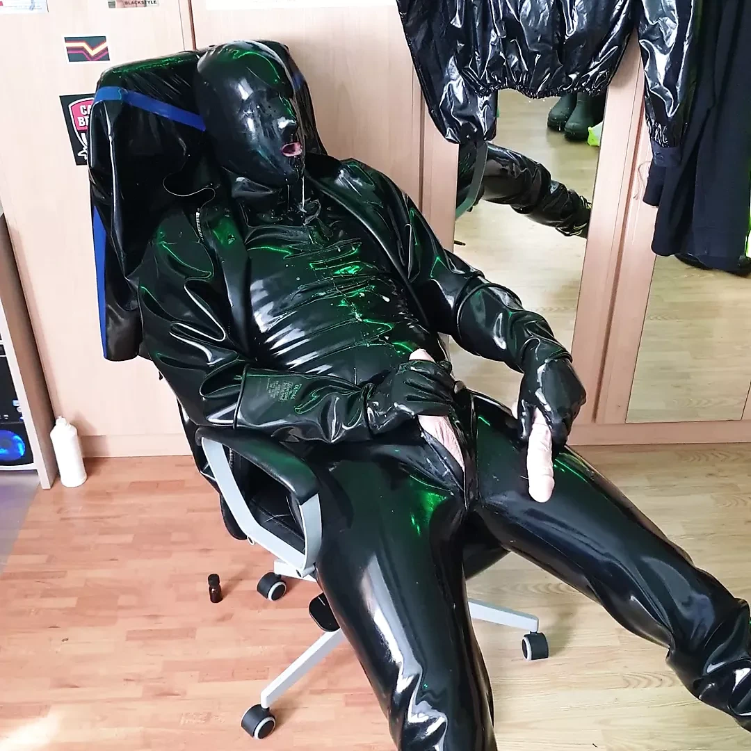 Rubber Video 5 Latex Porn