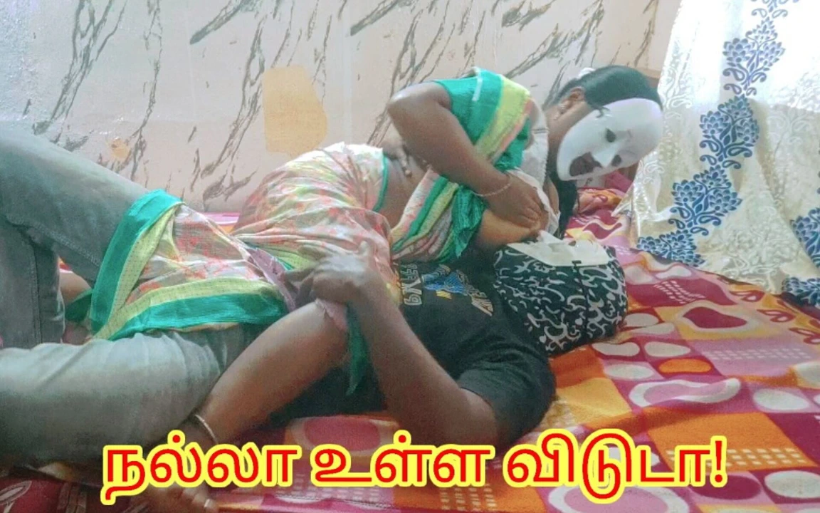 独自一个饥渴的继母被继子勾引