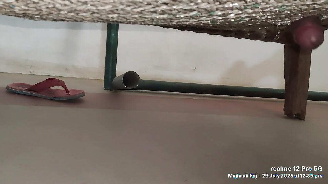Indian men doing masterbate in bed hole 🕳️ and releasing thick juicy creamy thicky sperm