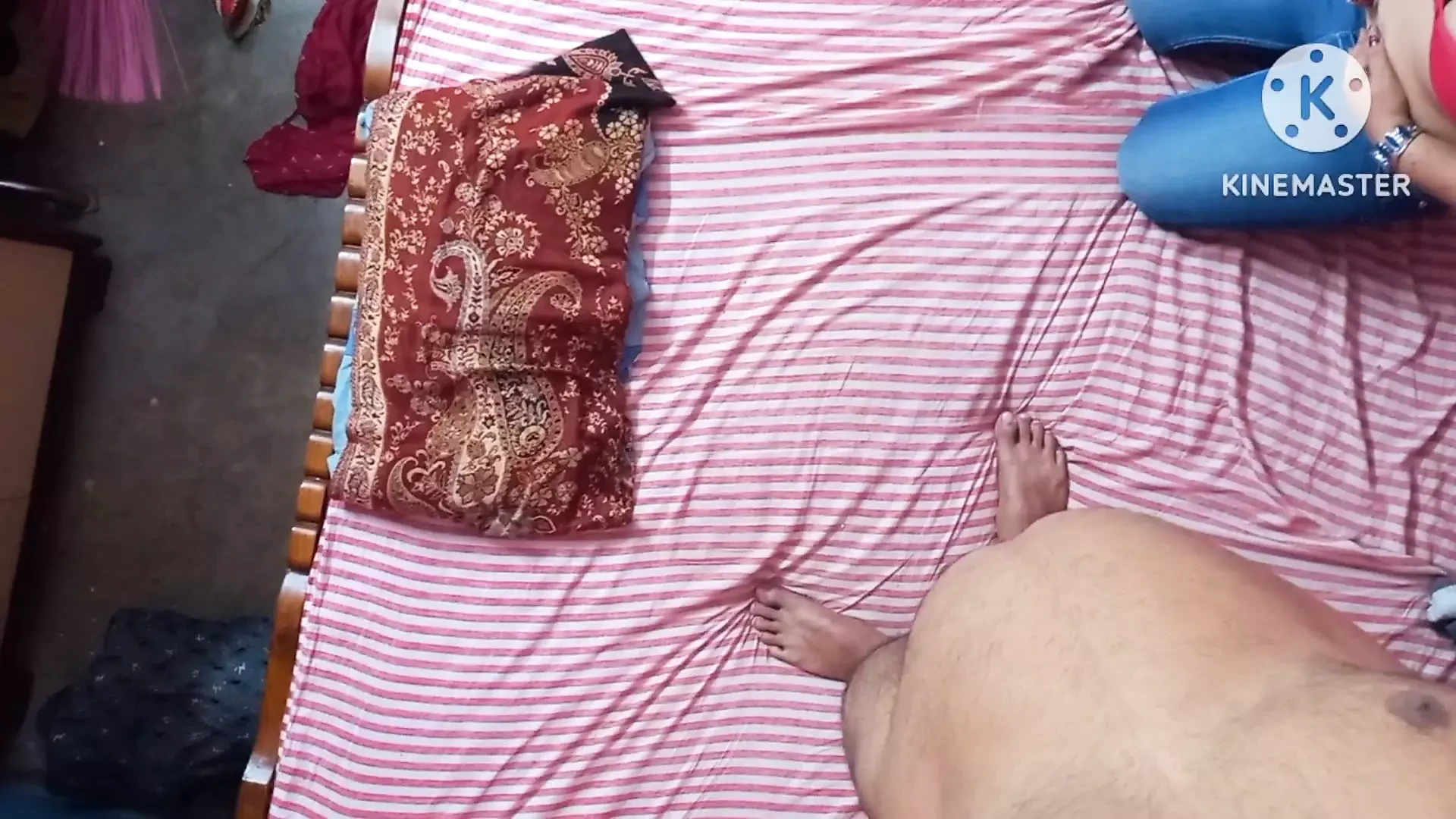 Recién casada bhabi como vecino chupando culo