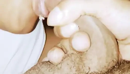 Kontol panjang lebih dalam tenggorokan!!