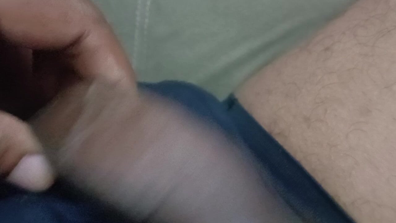 私のしなやかなペニスが成長したがっている