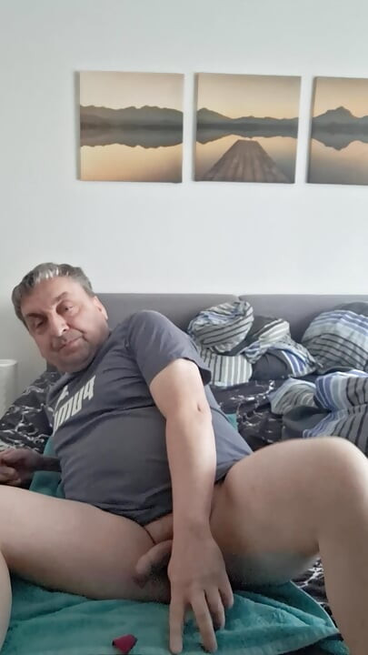 En la cama 2