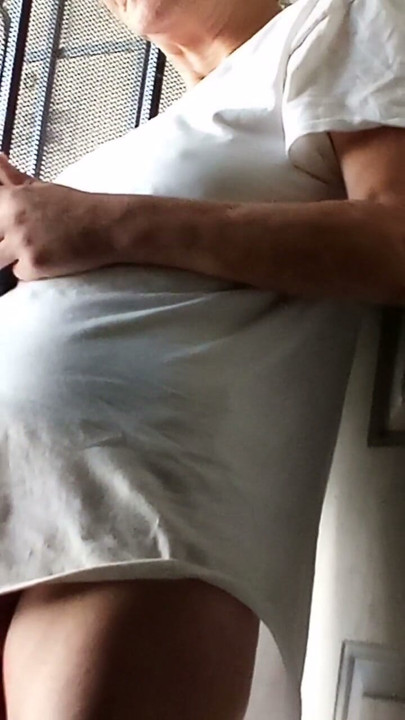 Sexy slut waiting for pizza | Clip 1