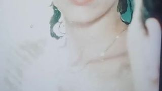 Sylvia Kristel (Emmanuelle) Cum on tribute