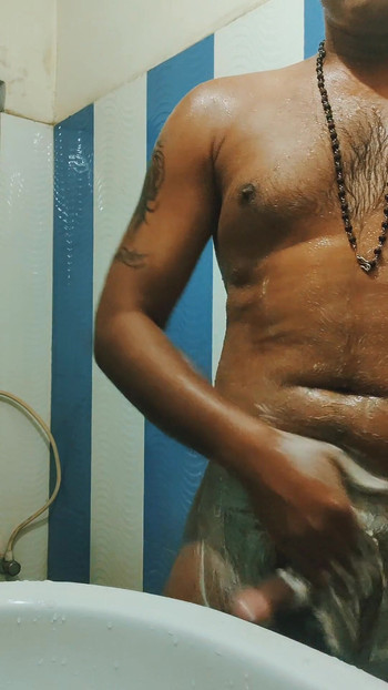 Must-share moment from "A Kolkata boyfriend making nude video at bathroom for his girlfriend"