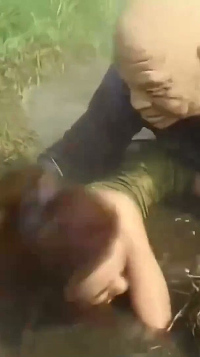 Kranker Fick beim Bauer naehe Hamburg - Facial Cumshot | Clip 1