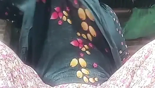 Büyük ve sinsi parmak! Büyük memeli büyük göt yalıyor dashe passy finger passy