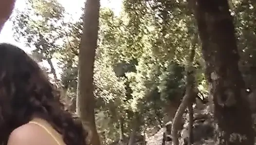 Birlikte sikişmek için burada olan iki sevimli Alman genç kız