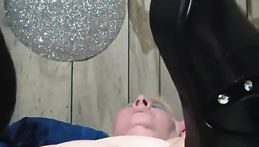 Vibrierender dildo, sie ist so ein böser, schlampiger müll-ho