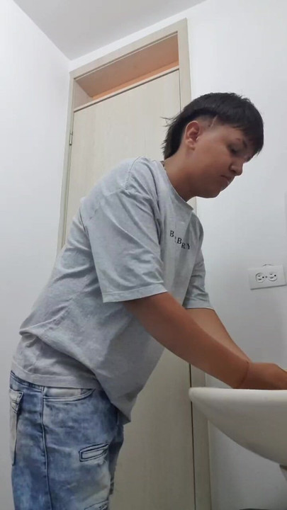 喜欢快乐的夜晚明天看到你直播我们等你