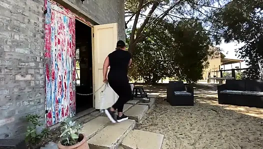 Majikan dominatrix april - permainan meja - penangkapan