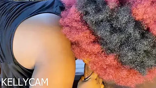AKU MUNCRAT DENGAN TENANG UNTUK MENYETUBUHI MEMEK HITAM TERANGSANG