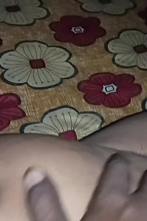Video lucah desi oleh pasangan romantik