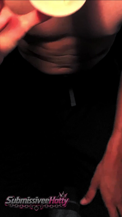 Me sucking dildo video preview :)